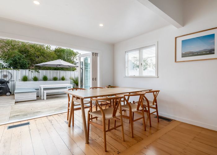  at 5 Roslyn Terrace, Devonport, North Shore City, Auckland