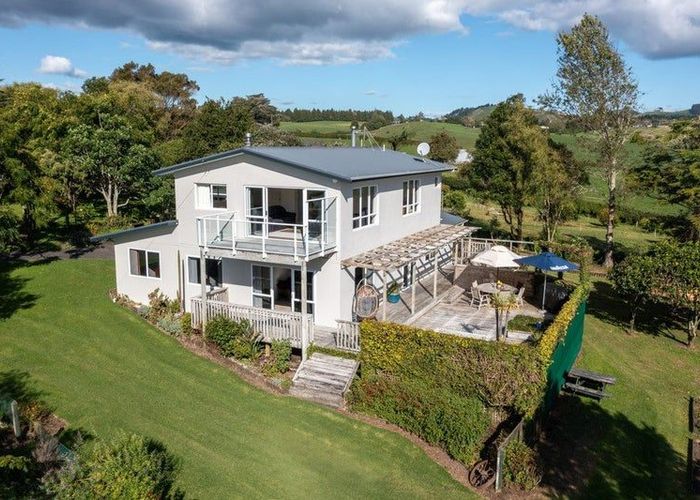  at 6 Rowe Road, Ohauiti, Tauranga