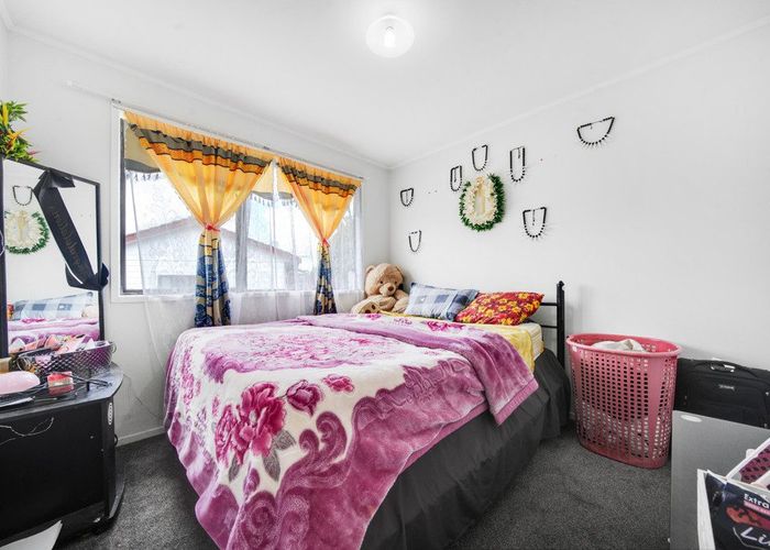  at 39 Secretariat Place, Randwick Park, Manukau City, Auckland