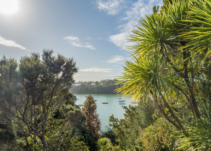  at 49 Hinemoa Street, Birkenhead, Auckland