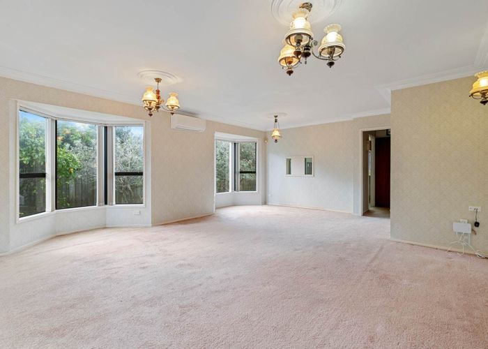  at 2/27 Verbena Road, Birkdale, North Shore City, Auckland