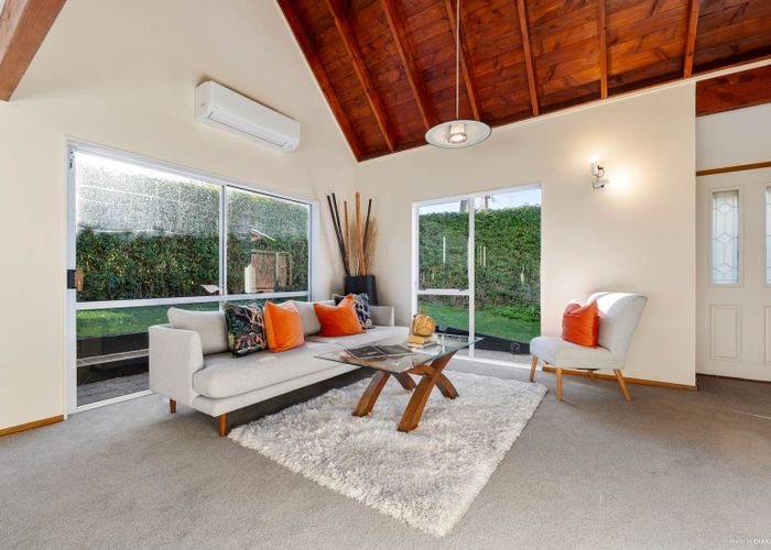  at 2/116 Paihia Road, One Tree Hill, Auckland City, Auckland