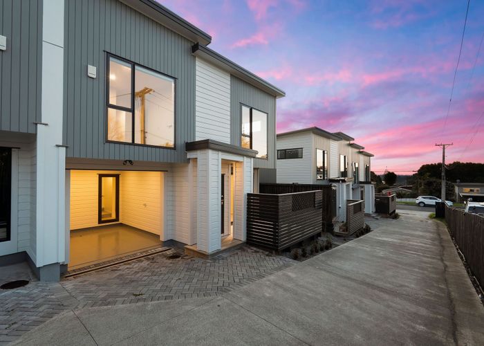  at 8C Neptune Avenue, Beach Haven, North Shore City, Auckland