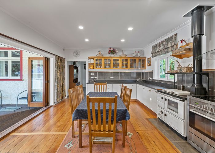  at 1090 Coast Road, Wainuiomata Coast, Wainuiomata