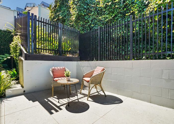  at 2/19 Polygon Road, Saint Heliers, Auckland City, Auckland