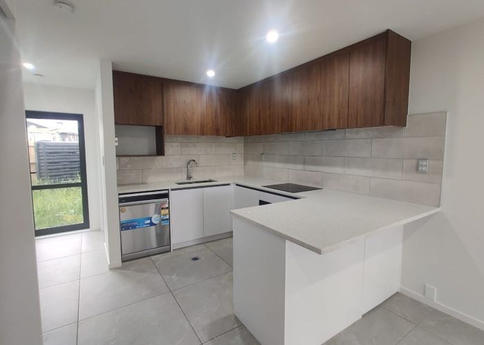  at 5/14 Jenkins Place, Manurewa East, Manukau City, Auckland