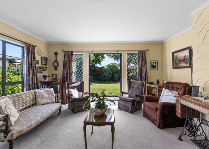  at 10 Swansea Place, Tamatea, Napier