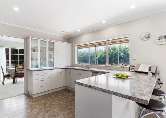  at 10 Amherst Place, Albany, North Shore City, Auckland