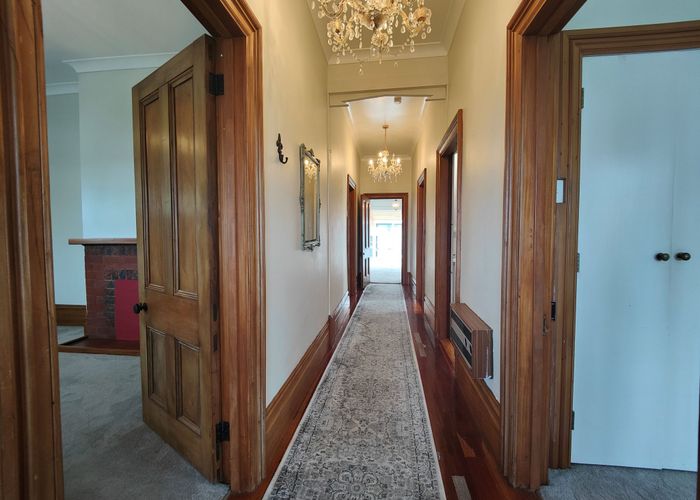  at 28 Whites Line West, Woburn, Lower Hutt, Wellington