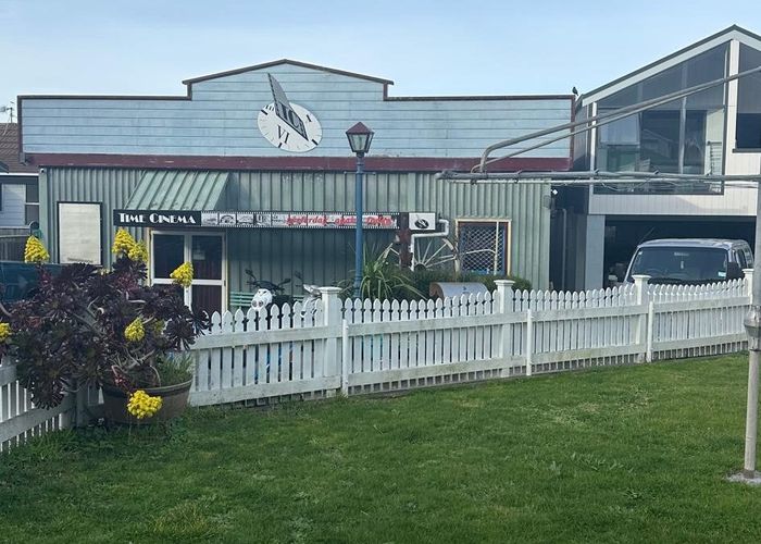  at 191 Sutherland Road, Lyall Bay, Wellington