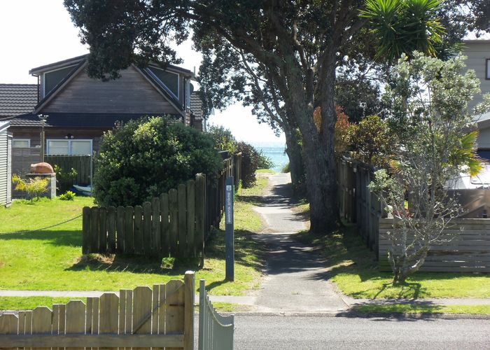  at 221 Kenwood Drive, Matarangi, Whitianga