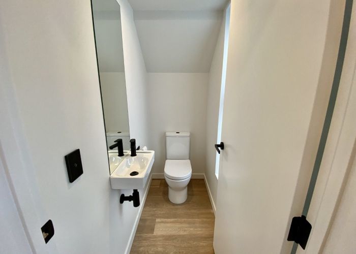  at 2/31 Scott Street, Sydenham, Christchurch City, Canterbury