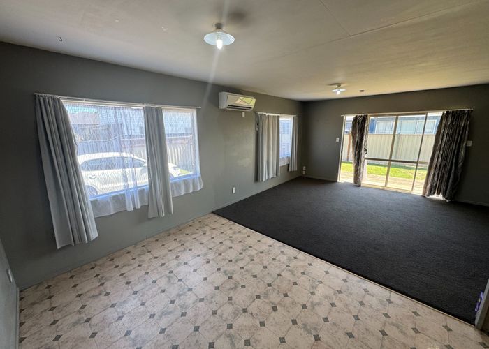  at 8a Grandview Rd, Nawton, Hamilton, Waikato