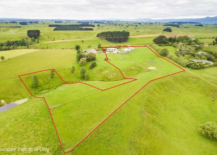  at 828 Colyton Road, Bunnythorpe, Feilding