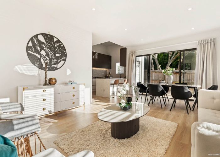  at 2/71 Sunrise Avenue, Murrays Bay, North Shore City, Auckland