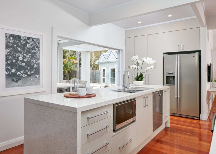  at 12 Lysnar Street, Okitu, Gisborne