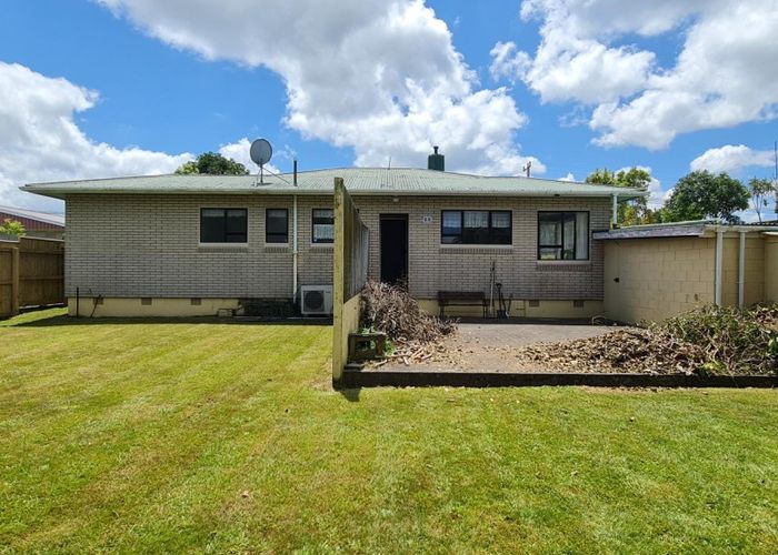 Free property data for 2 Oaklea Avenue, Marton homes.co.nz