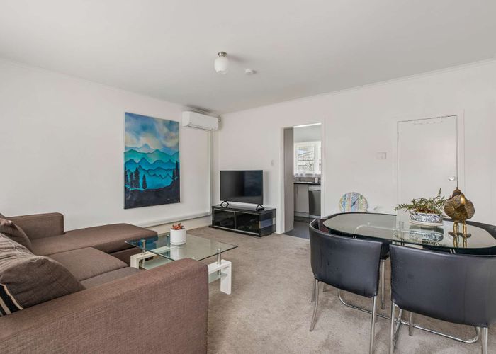  at 4/1122 New North Road, Mount Albert, Auckland
