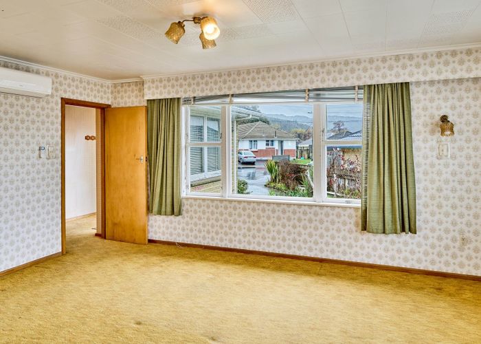  at 2 Bella Grove, Naenae, Lower Hutt