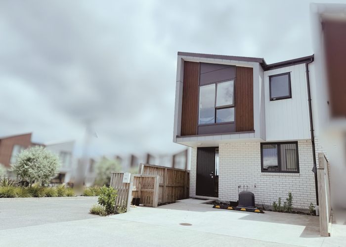  at 30 Waipuhinui Way, Wiri, Manukau City, Auckland