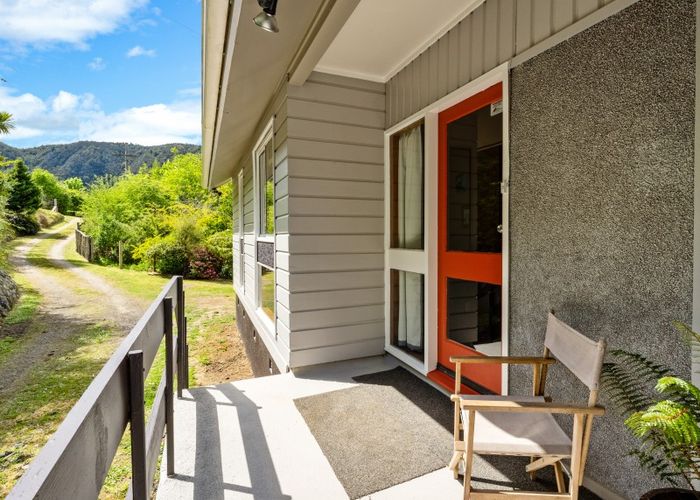  at 41 Village Loop Road, Waipori Falls, Outram