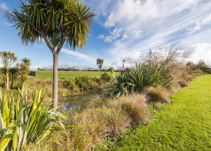  at 2 Paterson Lane, Kelvin Grove, Palmerston North, Manawatu / Whanganui