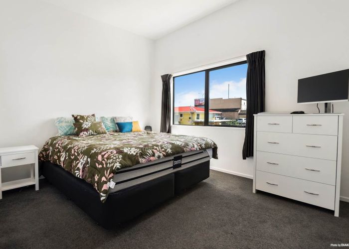  at 4337B Great North Road, Glendene, Waitakere City, Auckland