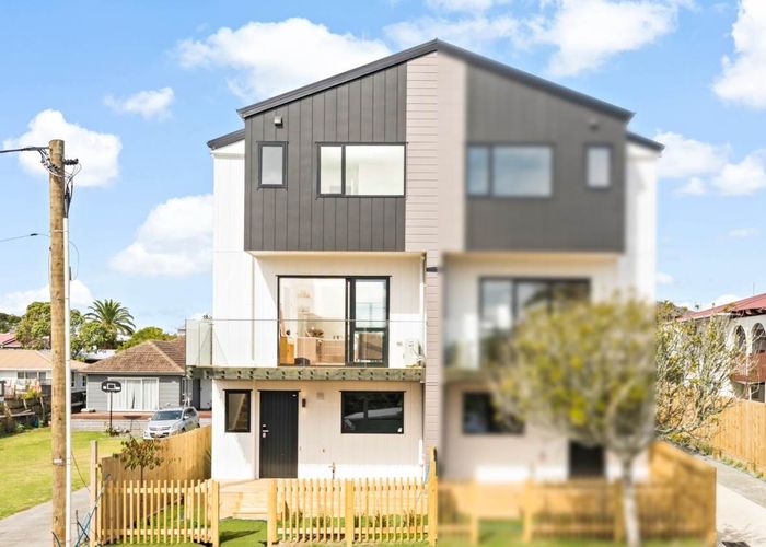 at 1/40 Saint Leonards Road, Kelston, Auckland