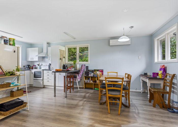  at 514 West Coast Road, Oratia, Waitakere City, Auckland