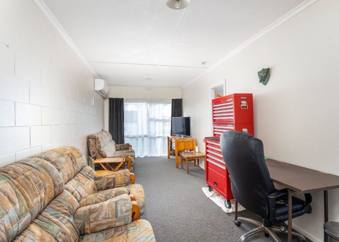  at 242C Huatoki Street, Upper Vogeltown, New Plymouth