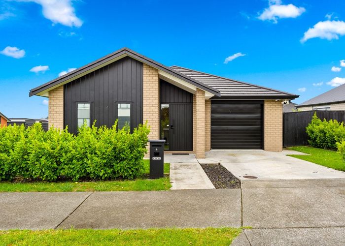  at 4 Rosslands Avenue, Karaka, Papakura