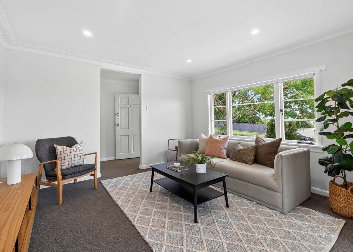  at 7 Temple Street, Meadowbank, Auckland