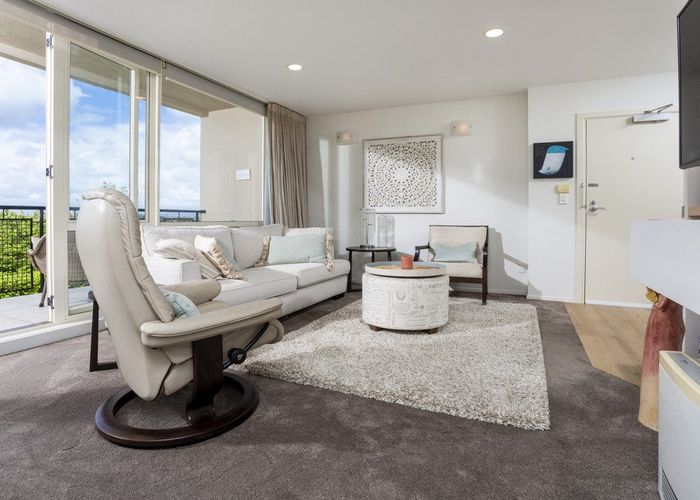  at 16/166 Mokoia Road, Birkenhead, North Shore City, Auckland