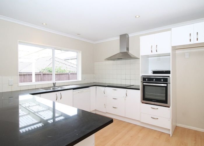  at 2 Cambrian Crescent, Flat Bush, Manukau City, Auckland