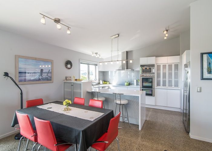  at 5 Ocean Vista Lane, Paraparaumu
