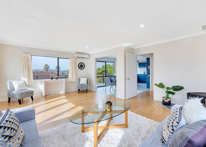  at 10 San Pedro Place, Henderson, Auckland