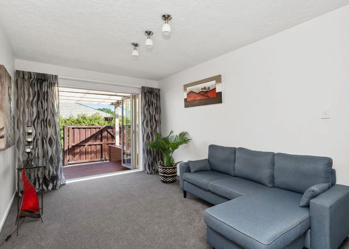  at 2/111 King Street, Sydenham, Christchurch