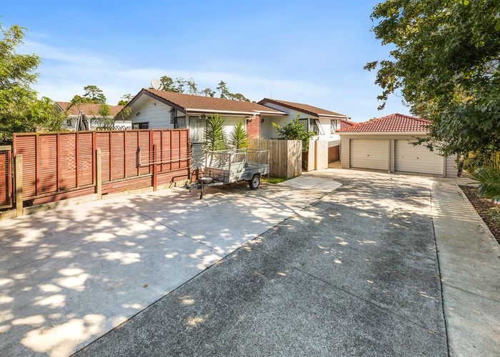  at 141 Aviemore Drive, Highland Park, Auckland