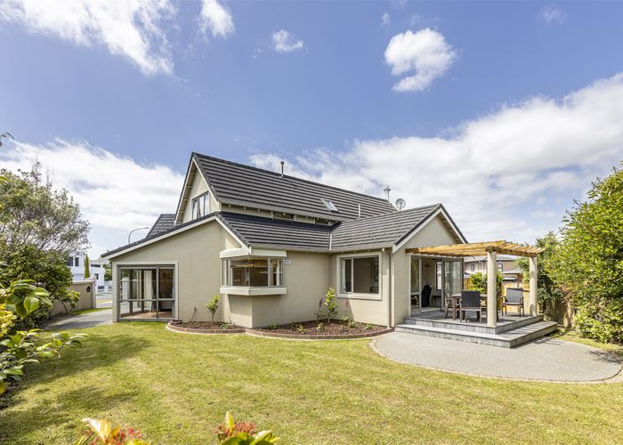  at 20 Ruapehu Drive, Fitzherbert, Palmerston North