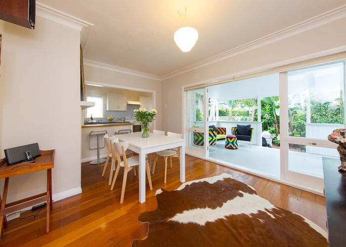  at 6 Mars Avenue, Sandringham, Auckland