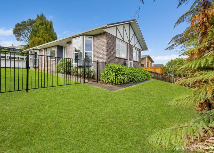  at 102 Heta Road, Highlands Park, New Plymouth