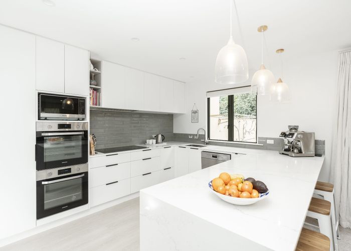  at 10/102 Grantham Street, Hamilton Central, Hamilton