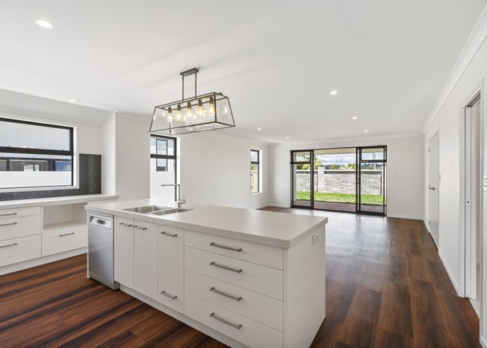  at 14 Saint Thomas Avenue, Pyes Pa, Tauranga