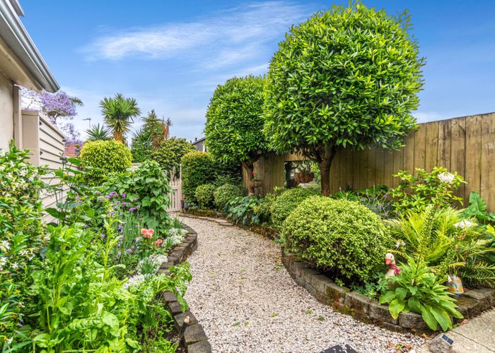  at 25A Gollan Road, Mount Wellington, Auckland