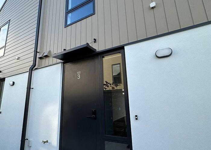  at 3/102 Ruskin Street, Addington, Christchurch City, Canterbury