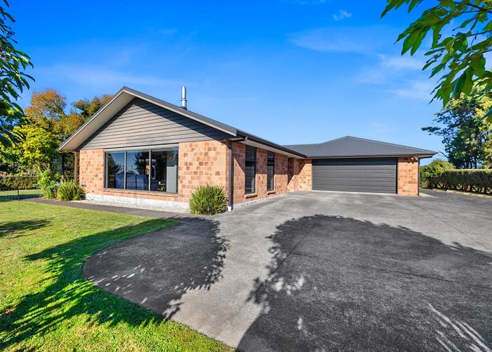  at 111 Queens Road, Glen Avon, New Plymouth, Taranaki