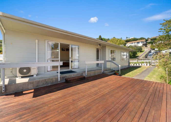  at 20 Dingadee Street, Welcome Bay, Tauranga