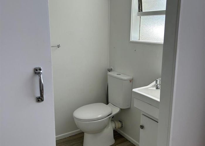 at 3/36 Methuen Road, Avondale, Auckland City, Auckland