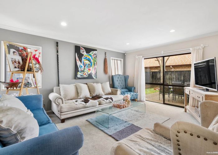  at 14 Shingleton Lane, Flat Bush, Auckland