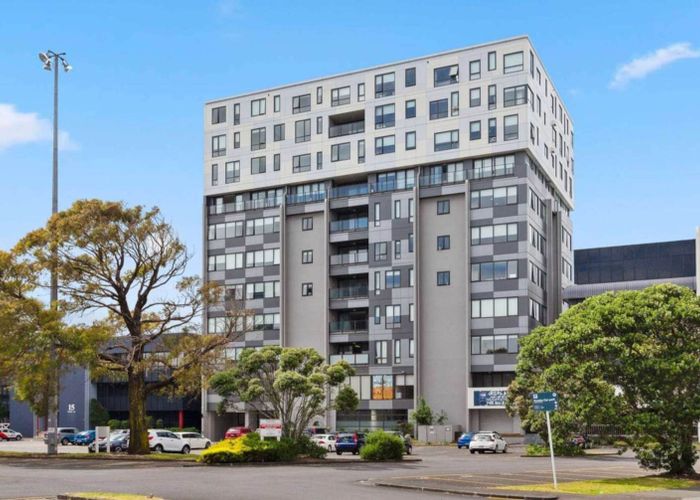  at 807/17 Putney Way, Manukau, Manukau City, Auckland